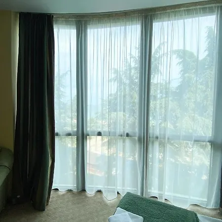 Apartment - One Bedroom Beachfront *