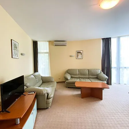 - One Bedroom Beachfront Zlate písky